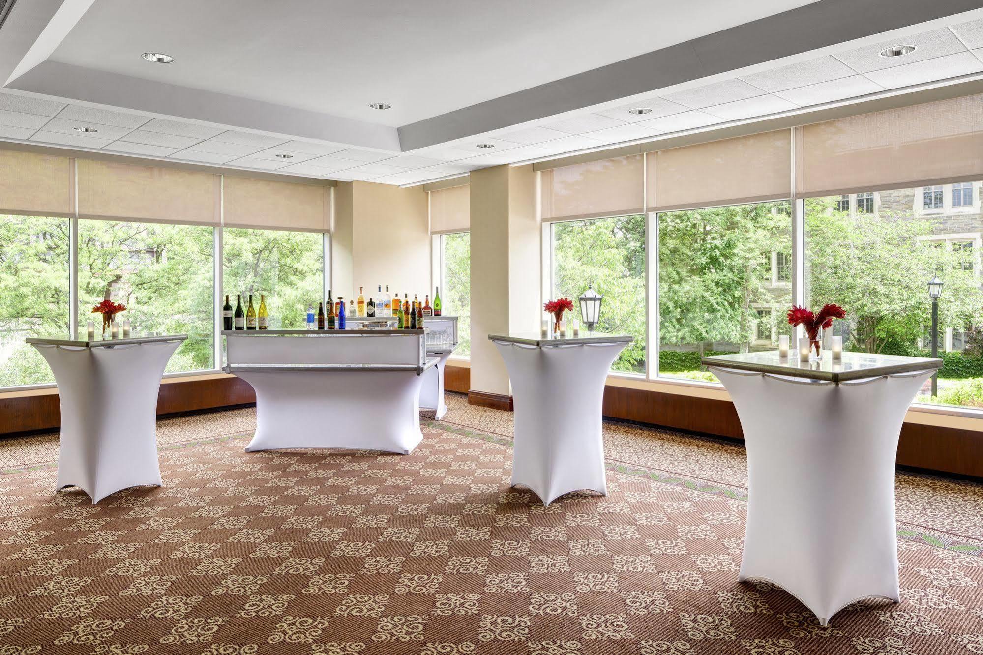 เดอะ สแตตเลอร์ โฮเต็ล แอท คอร์แนล ยูนิเวอร์ซิตี้ Hotel อิทากา ภายนอก รูปภาพ